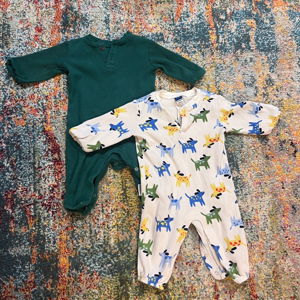 Baby Boy Old Navy One Piece Rompers 6-12 months 6 months 12 months Set of 2